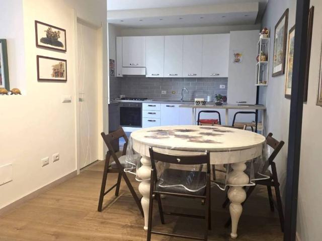 Appartamento in vendita a Roma RM