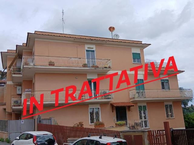 Appartamento in vendita a Roma RM
