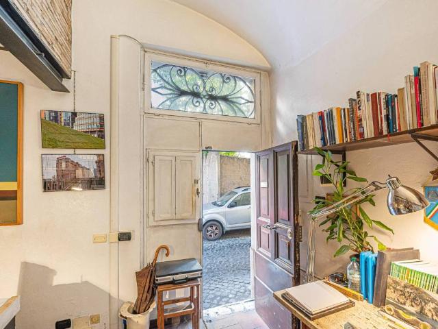 Appartamento in vendita a Roma RM