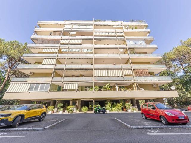 Appartamento in vendita a Roma RM