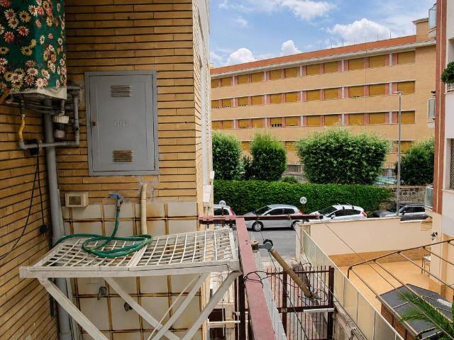 Appartamento in vendita a Roma RM