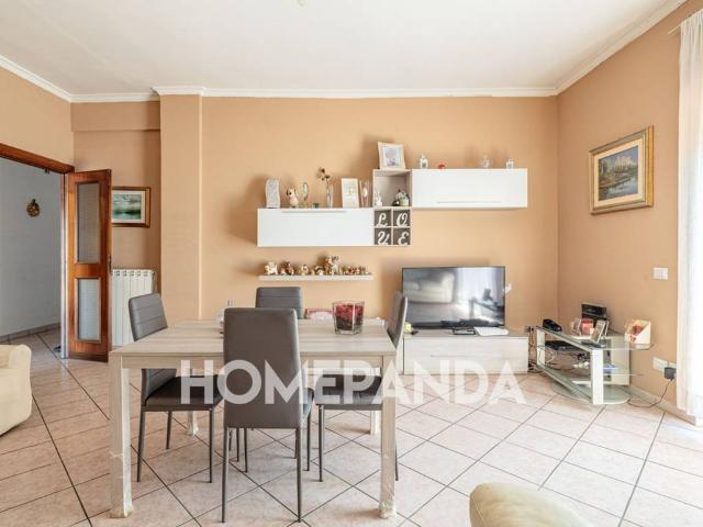 Appartamento in vendita a Roma RM