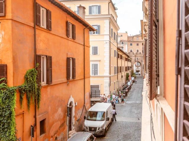 Appartamento in vendita a Roma RM