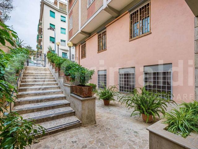 Appartamento in vendita a Roma RM
