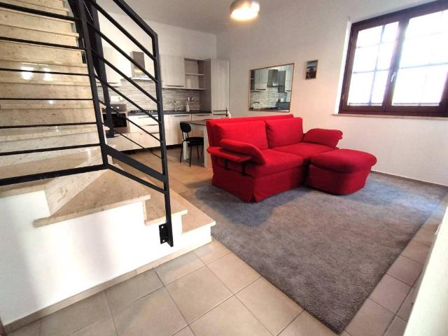 Appartamento in vendita a Roma RM