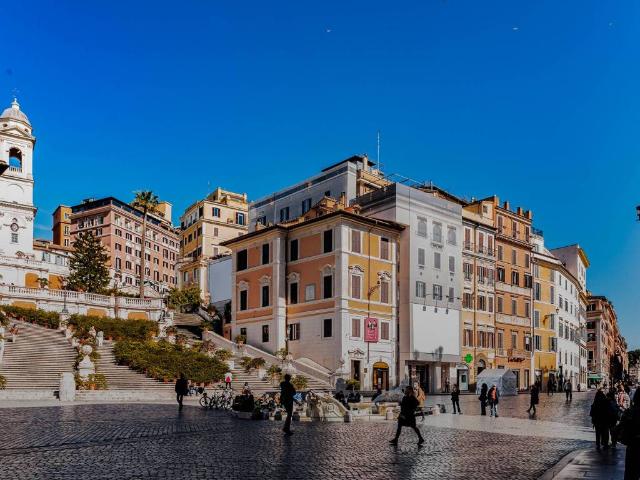Appartamento in vendita a Roma RM