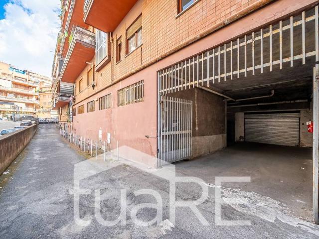 Appartamento in vendita a Roma RM