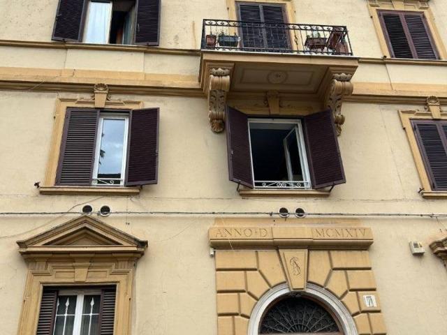 Appartamento in vendita a Roma RM
