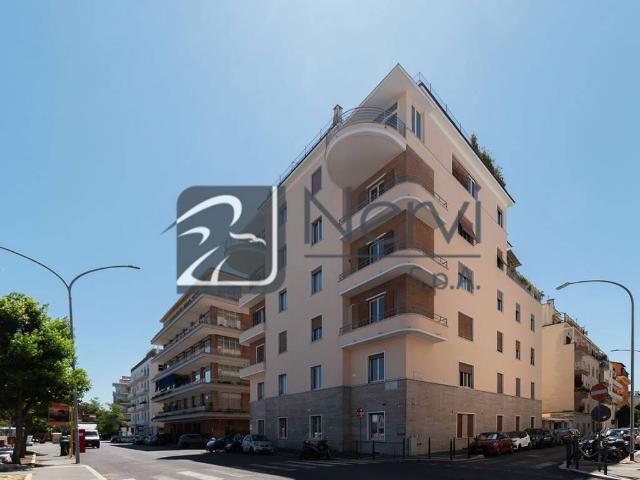 Appartamento in vendita a Roma RM