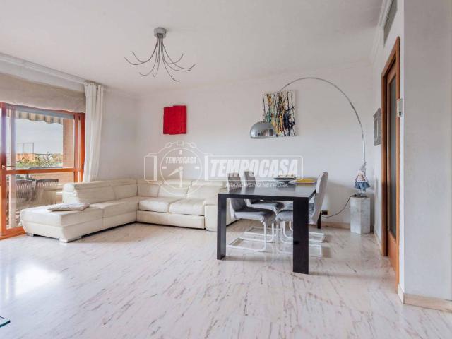 Appartamento in vendita a Roma RM