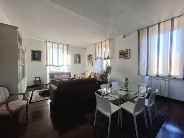 Appartamento in vendita a Roma RM