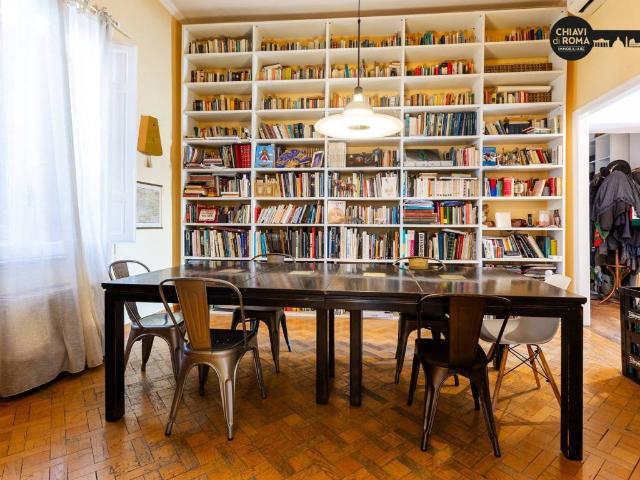 Appartamento in vendita a Roma RM