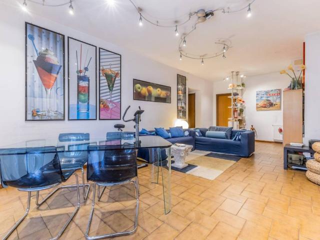 Appartamento in vendita a Roma RM