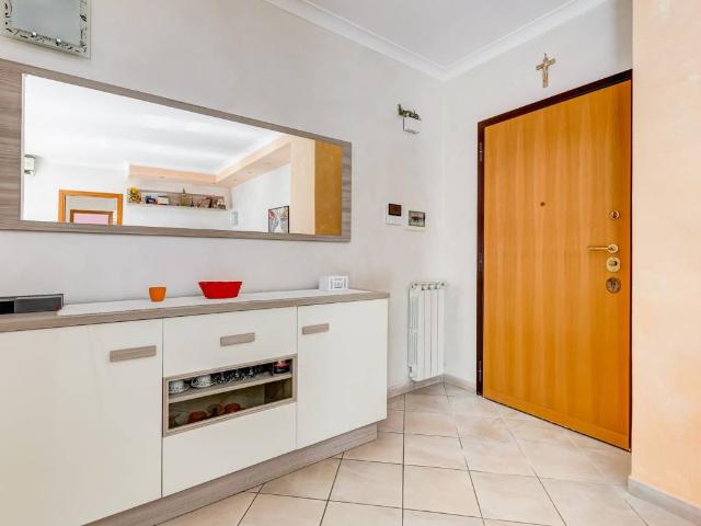 Appartamento in vendita a Roma RM