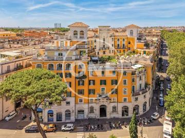 Appartamento in vendita a Roma RM