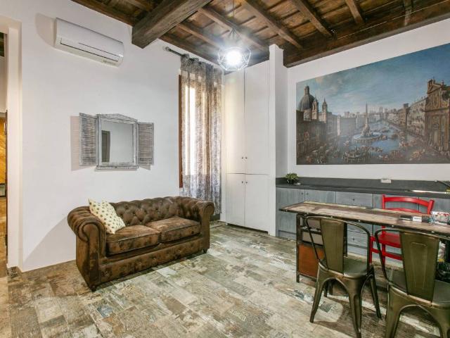 Appartamento in vendita a Roma RM