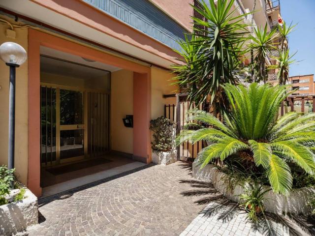 Appartamento in vendita a Roma RM