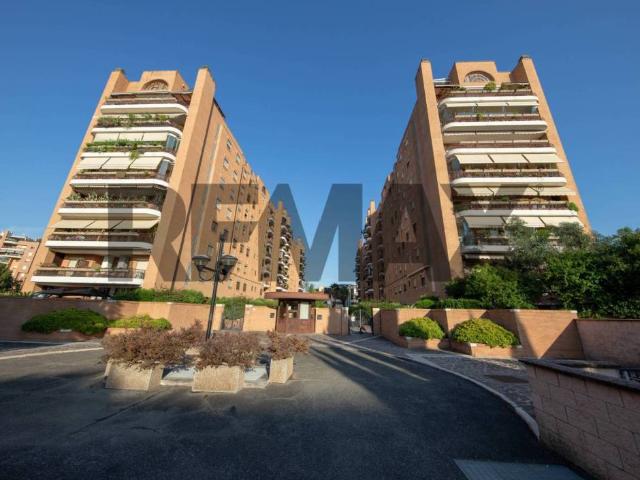 Appartamento in vendita a Roma RM