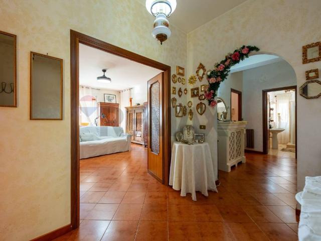 Appartamento in vendita a Roma RM