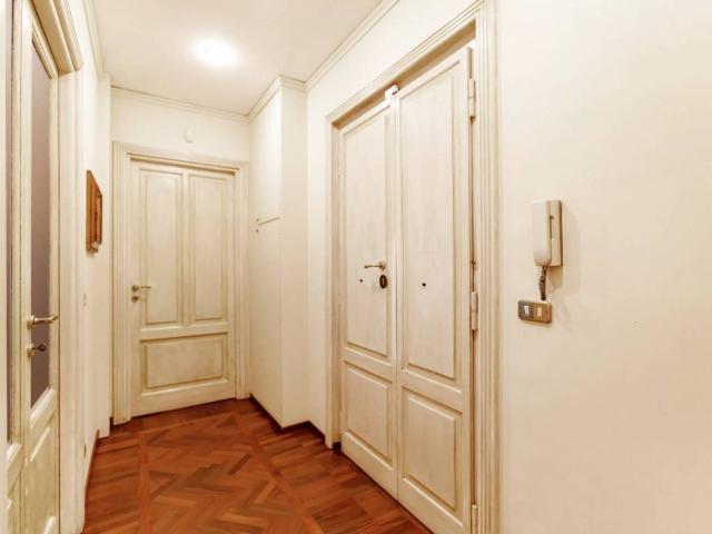 Appartamento in vendita a Roma RM