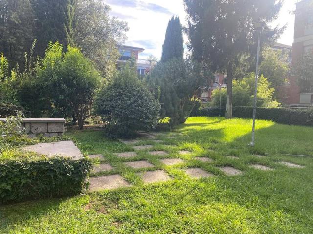 Appartamento in vendita a Roma RM
