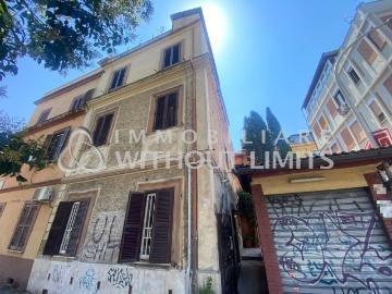 Appartamento in vendita a Roma RM
