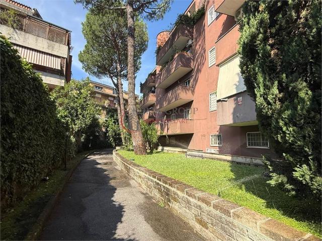 Appartamento in vendita a Roma RM