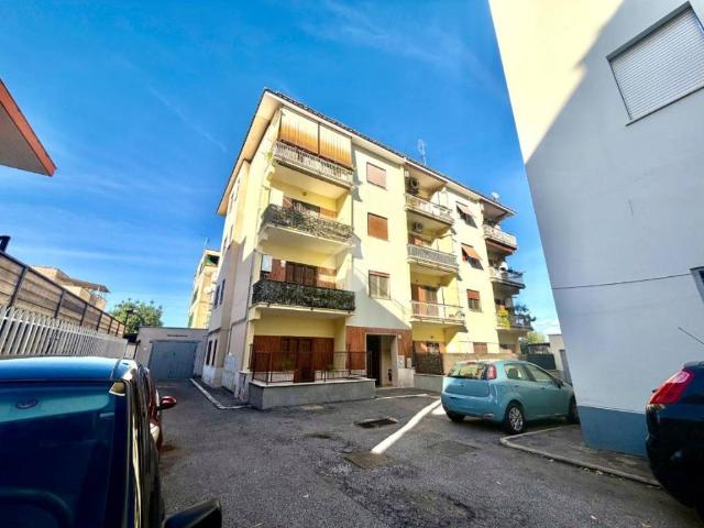 Appartamento in vendita a Roma RM