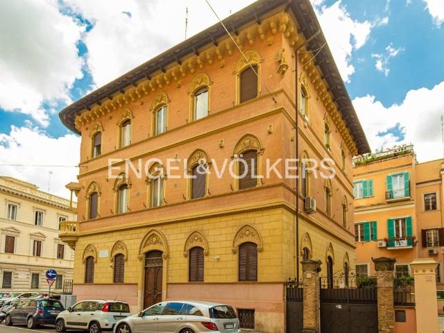 Appartamento in vendita a Roma RM