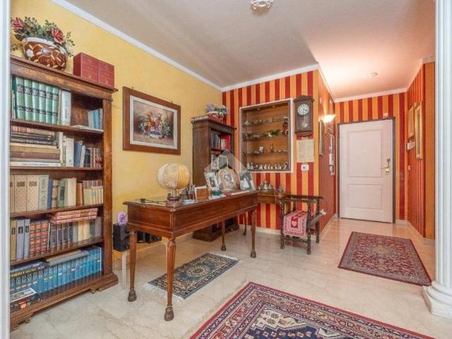 Appartamento in vendita a Roma RM