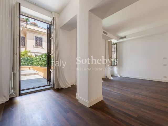Appartamento in vendita a Roma RM