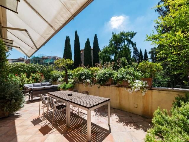 Appartamento in vendita a Roma RM