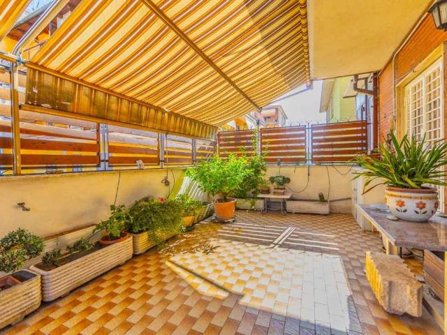 Appartamento in vendita a Roma RM