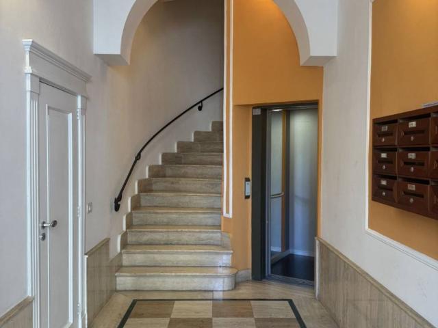 Appartamento in vendita a Roma RM