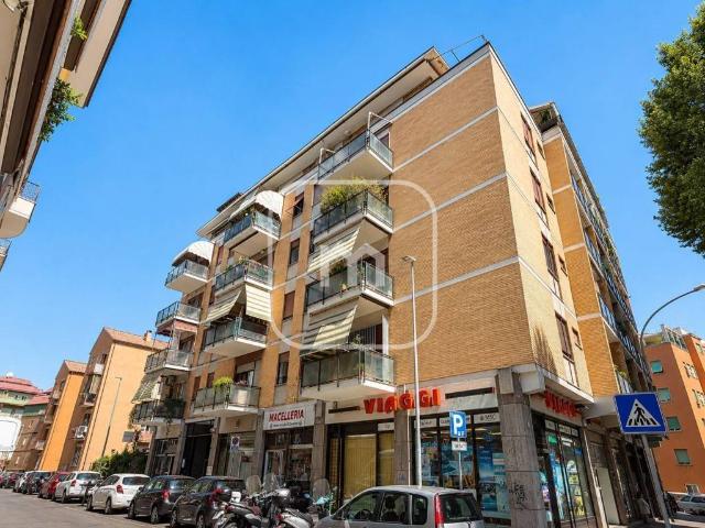 Appartamento in vendita a Roma RM