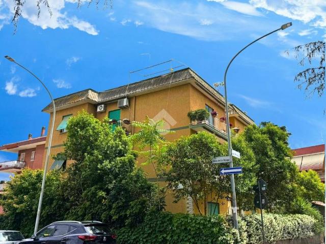 Appartamento in vendita a Roma RM