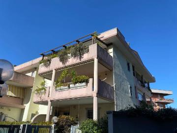 Appartamento in vendita a Roma RM