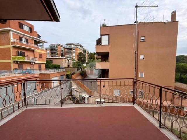 Appartamento in vendita a Roma RM