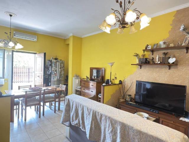 Appartamento in vendita a Roma RM