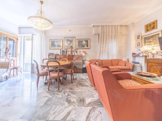 Appartamento in vendita a Roma RM