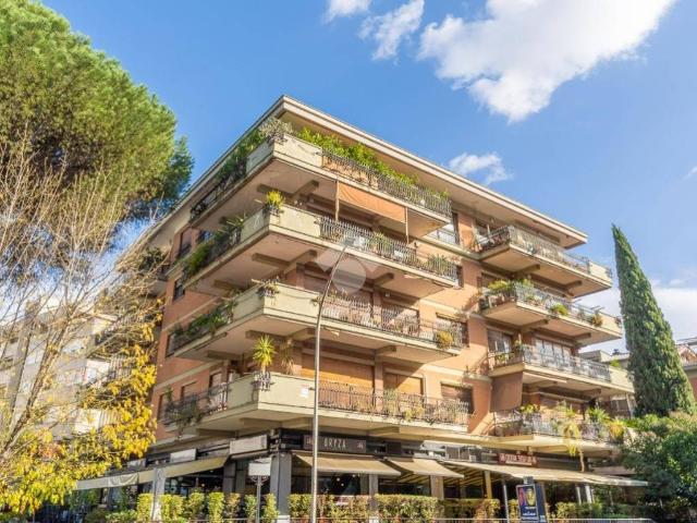 Appartamento in vendita a Roma RM