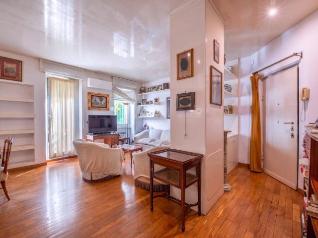 Appartamento in vendita a Roma RM