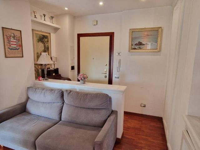 Appartamento in vendita a Roma RM