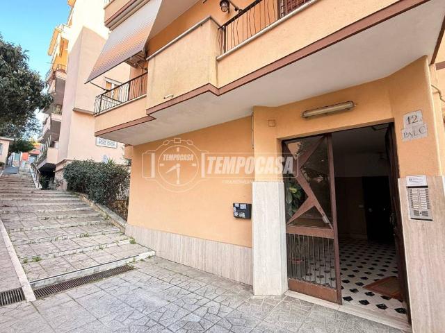 Appartamento in vendita a Roma RM