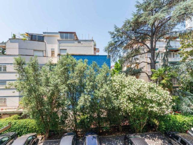 Appartamento in vendita a Roma RM