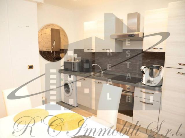 Appartamento in vendita a Roma RM