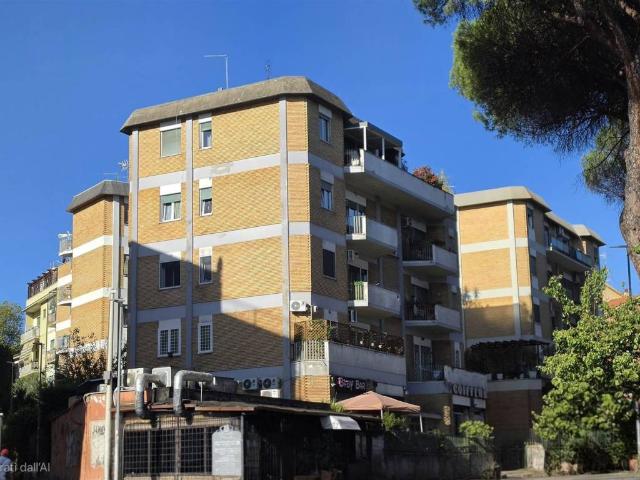 Appartamento in vendita a Roma RM