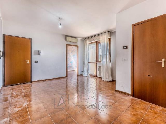 Appartamento in vendita a Roma RM