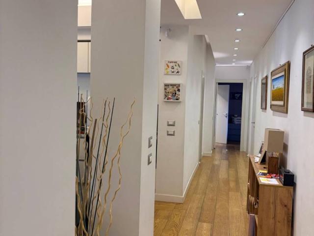 Appartamento in vendita a Roma RM