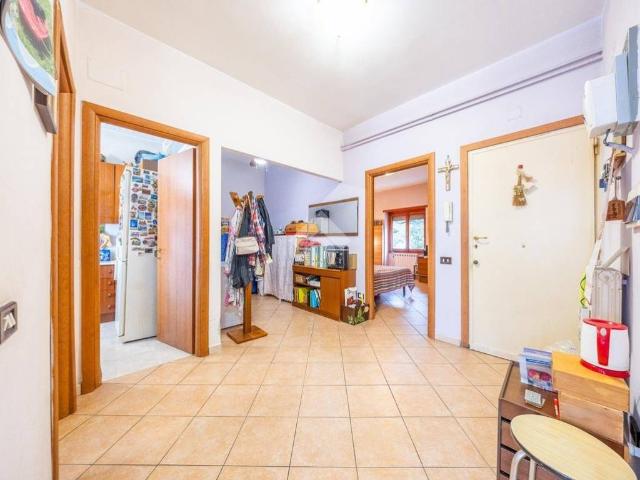 Appartamento in vendita a Roma RM